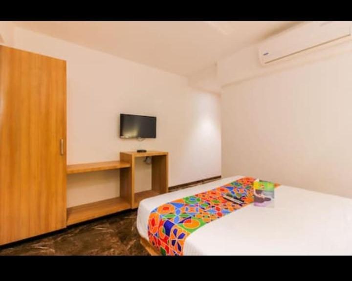 Hotel Royal Oak Navi Mumbai-Stz 1002 Bombay Exterior foto